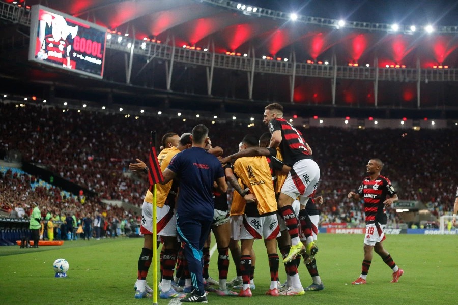 Flamengo segue vivo na Libertadores