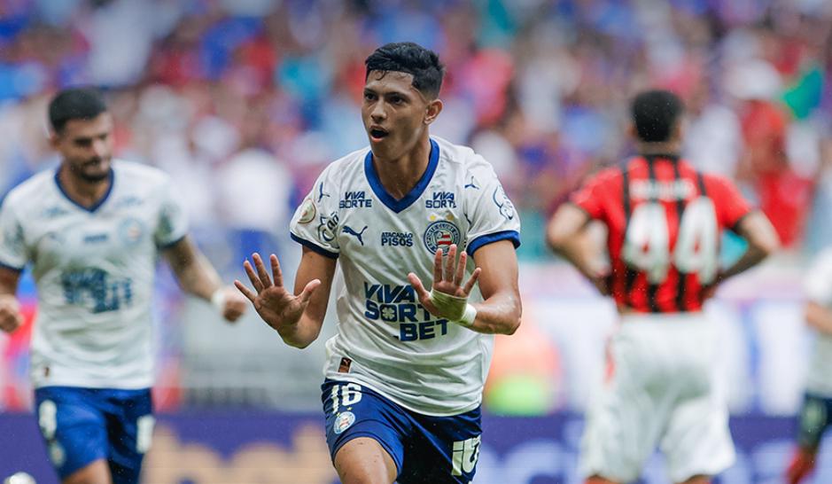 Bahia mantém tabu contra Vitória