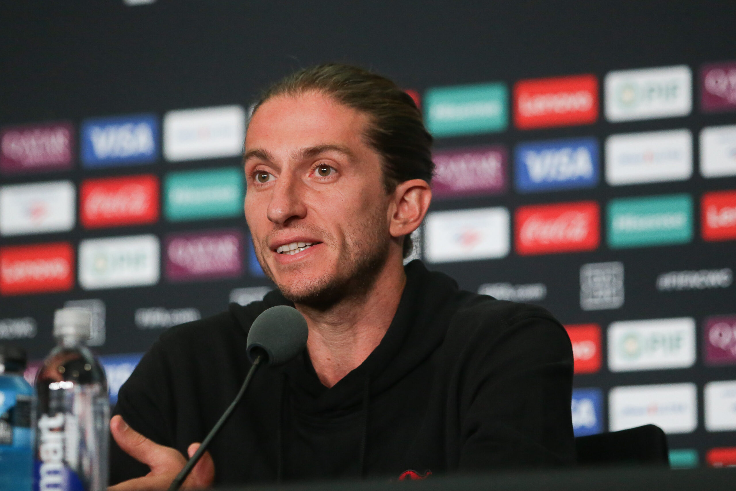 Filipe Luís celebra virada do Flamengo sobre o Chelsea: “Meu coração está quente”