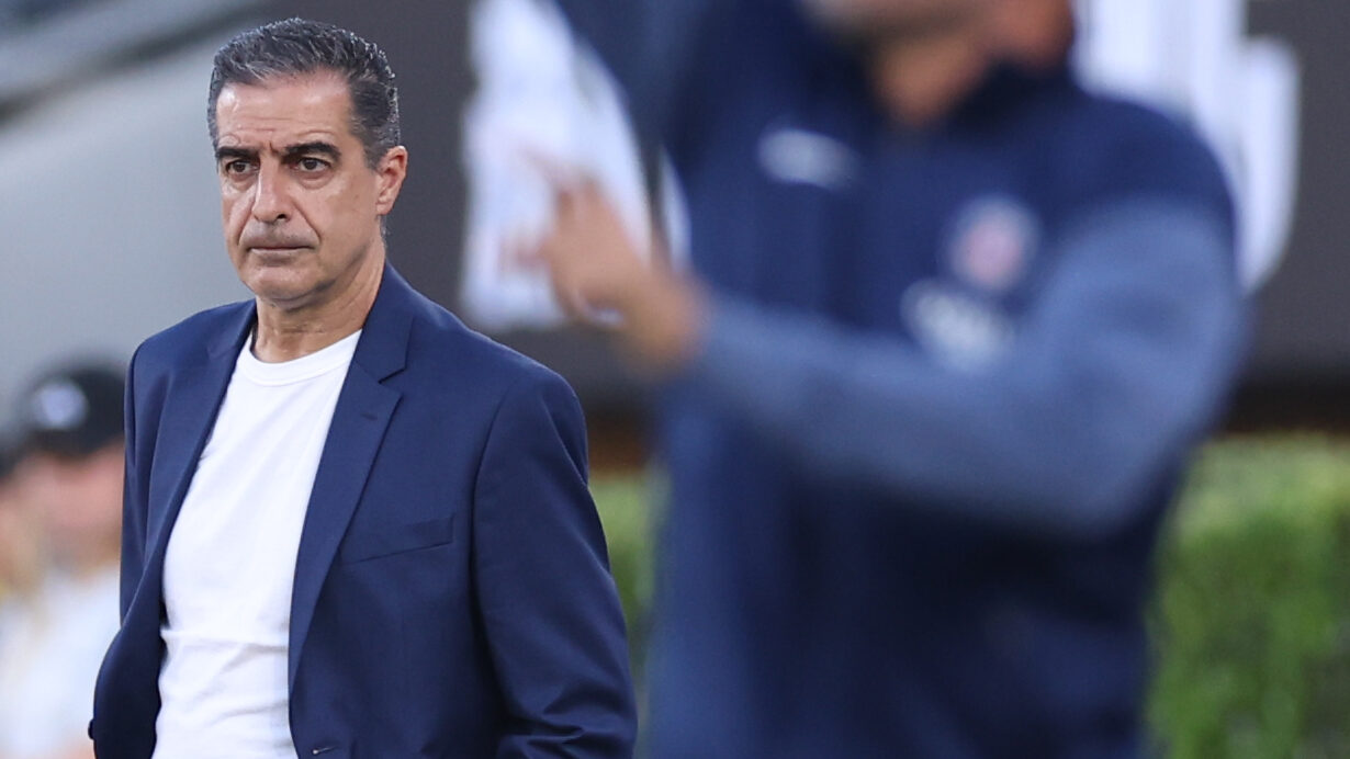 Renato Paiva exalta atuação do Botafogo após vitória sobre o PSG: "Fizemos o PSG beber do próprio veneno"