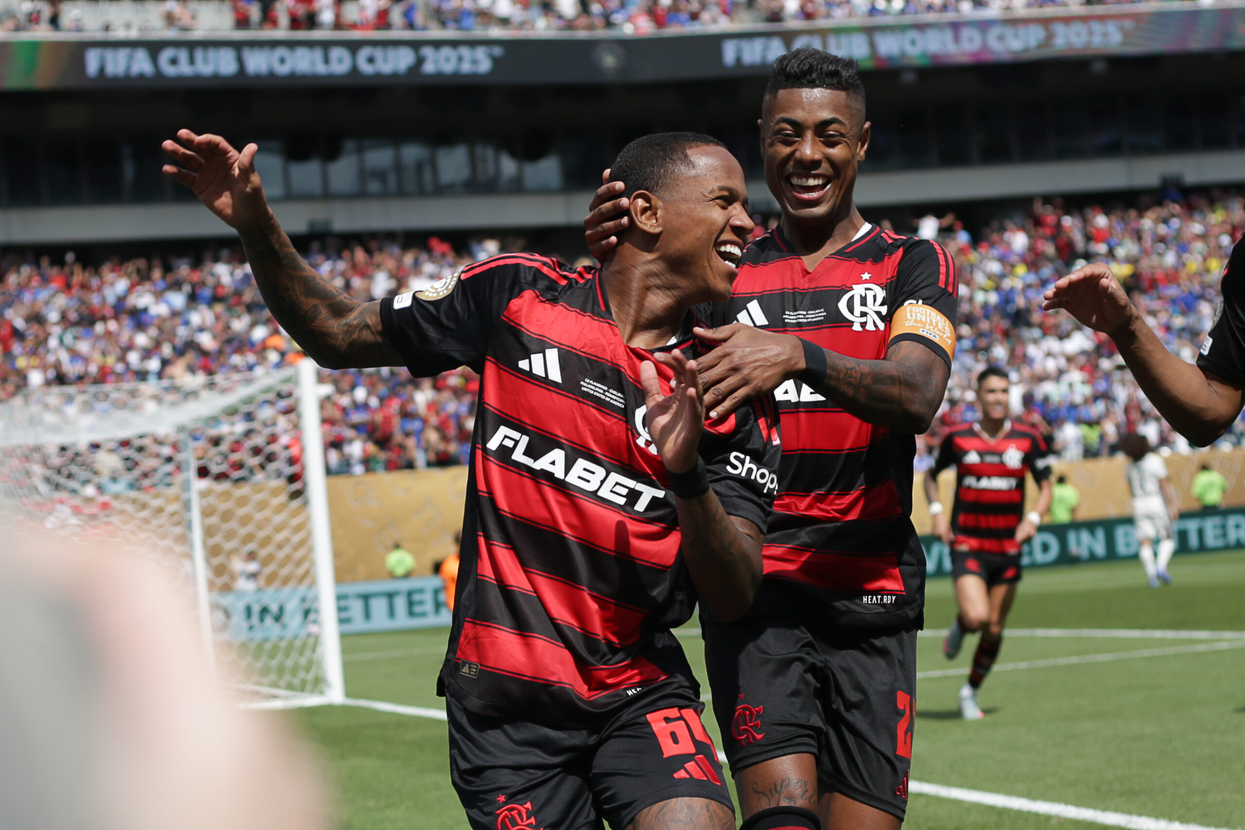 Flamengo vira sobre Chelsea e assume a liderança do grupo D no Mundial de Clubes