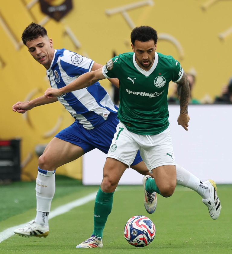 Felipe Anderson em ação pelo Palmeiras