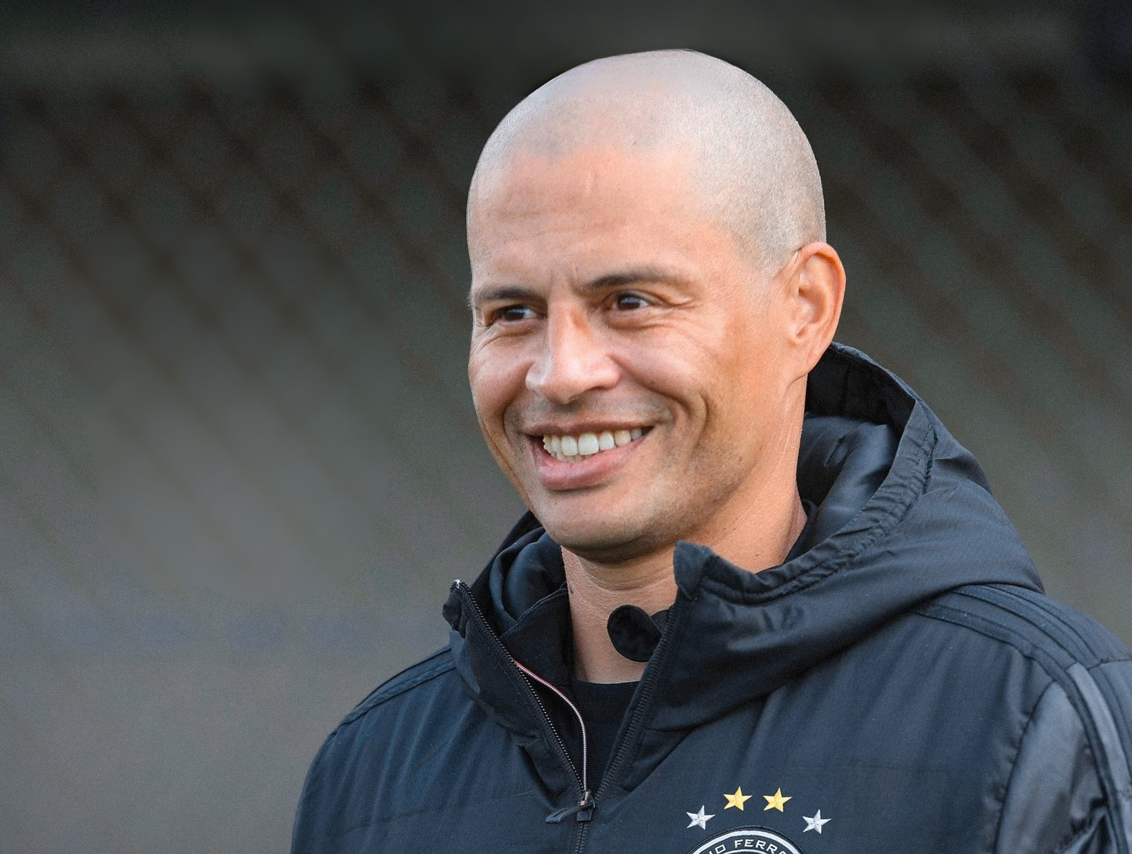 Alex é o novo técnico do Operário