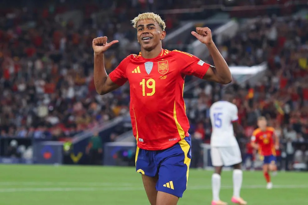 Espanha mantém invencibilidade, elimina França e encara Portugal na final da Nations