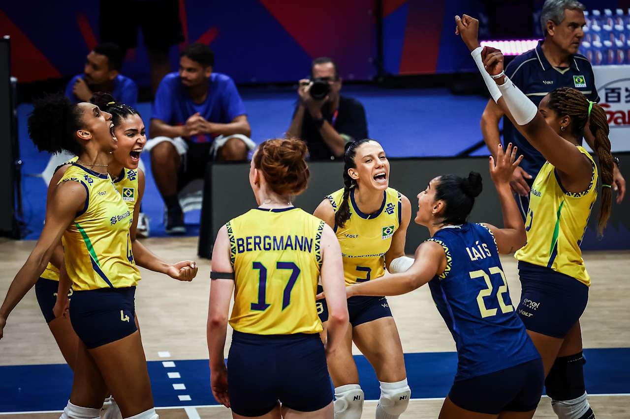 Brasil vence EUA com show de Ana Cristina