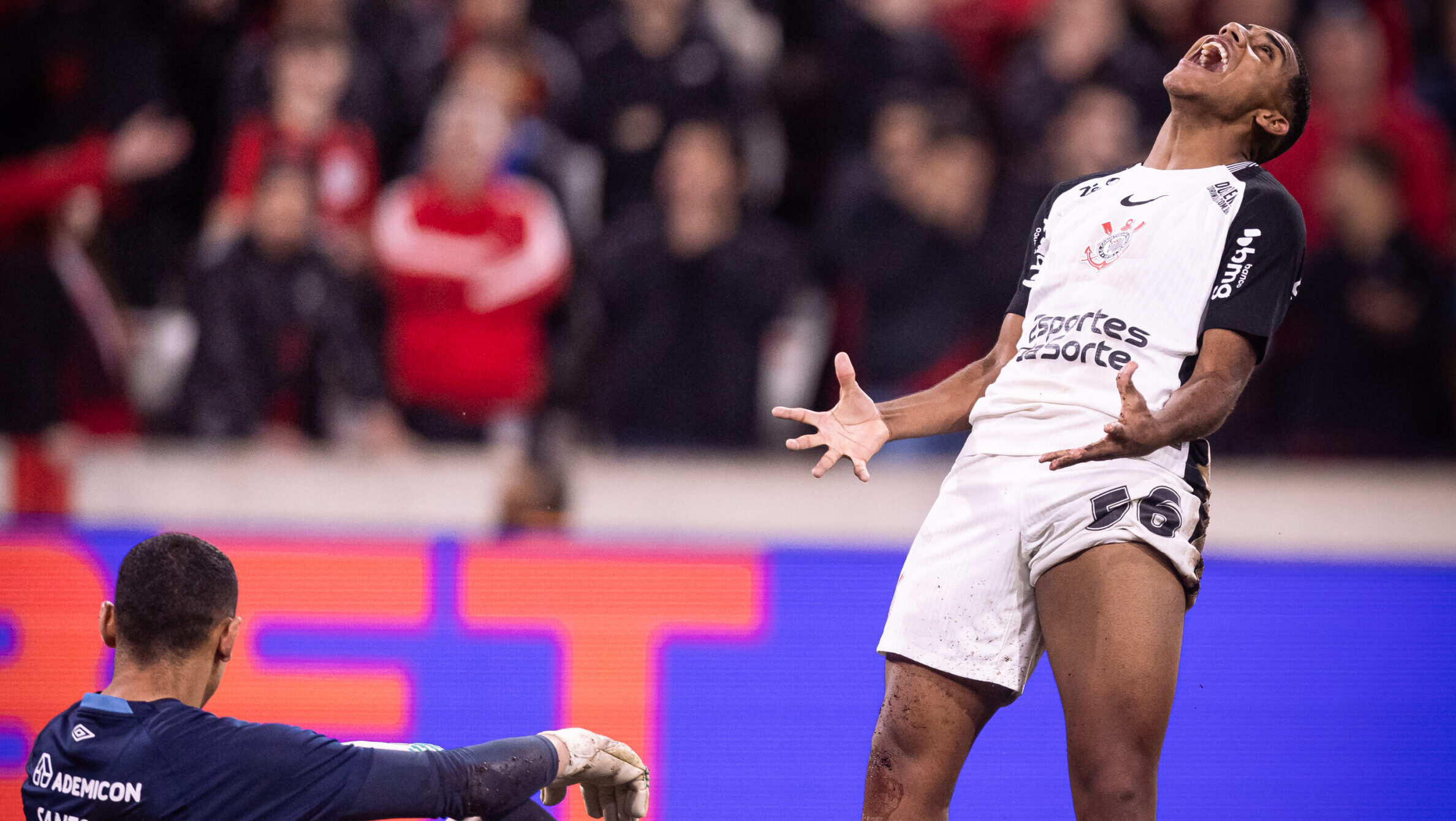 Corinthians abre quartas da Copa do Brasil com triunfo sobre o Athletico-PR