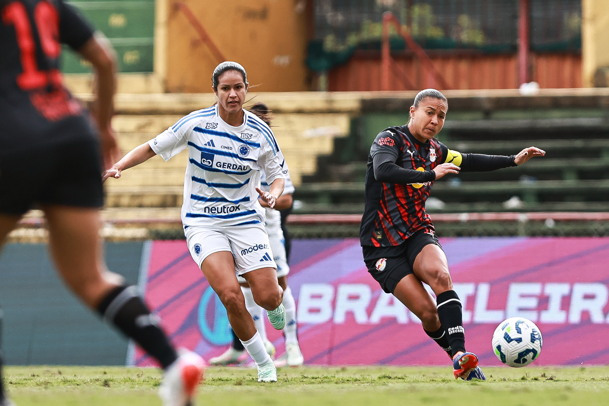 Empate entre RB Bragantino e Cruzeiro mantém quartas do Brasileirão Feminino em aberto