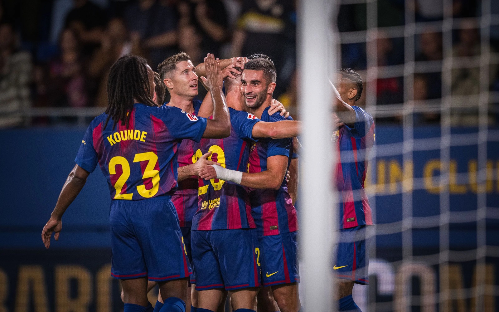 Barcelona vence Getafe e segue na cola do Real Madrid em LaLiga