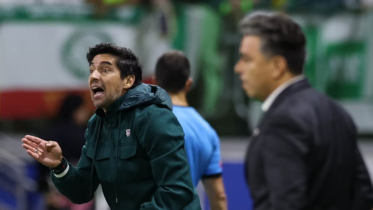 Abel Ferreira leva Palmeiras à 12ª semifinal e amplia invencibilidade histórica na Libertadores