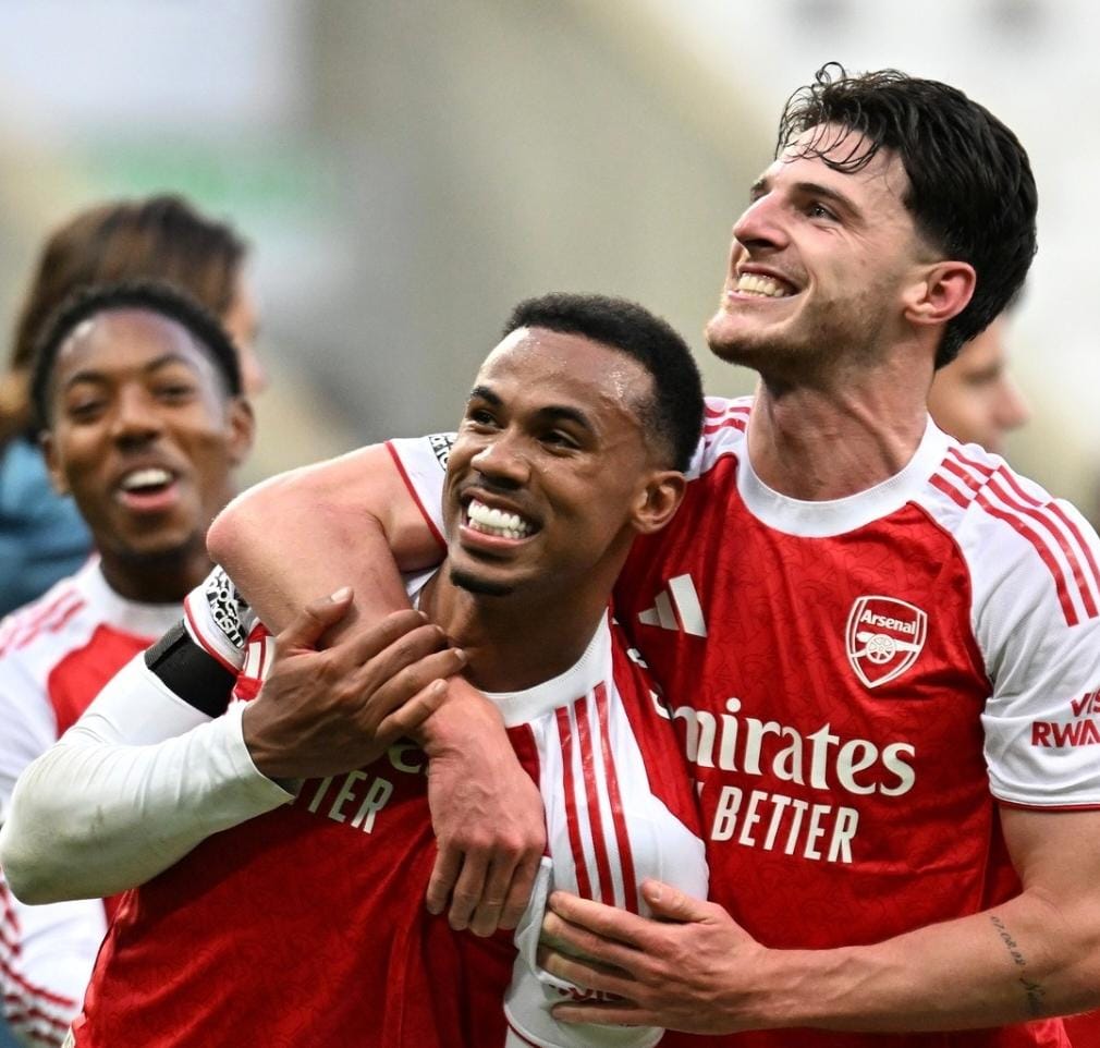 Arsenal vence de virada o Newcastle fora de casa pela PL