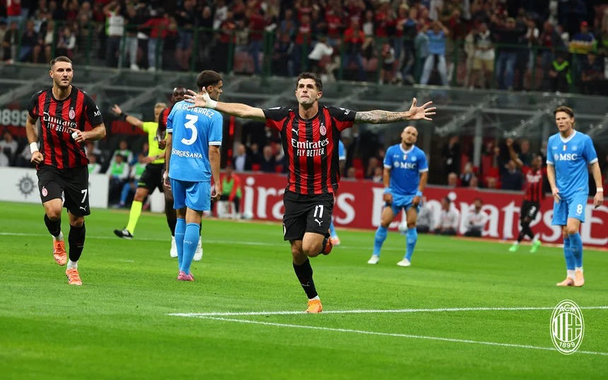 Pulisic marca de novo, Milan supera Napoli e mantém sequência positiva no Italiano