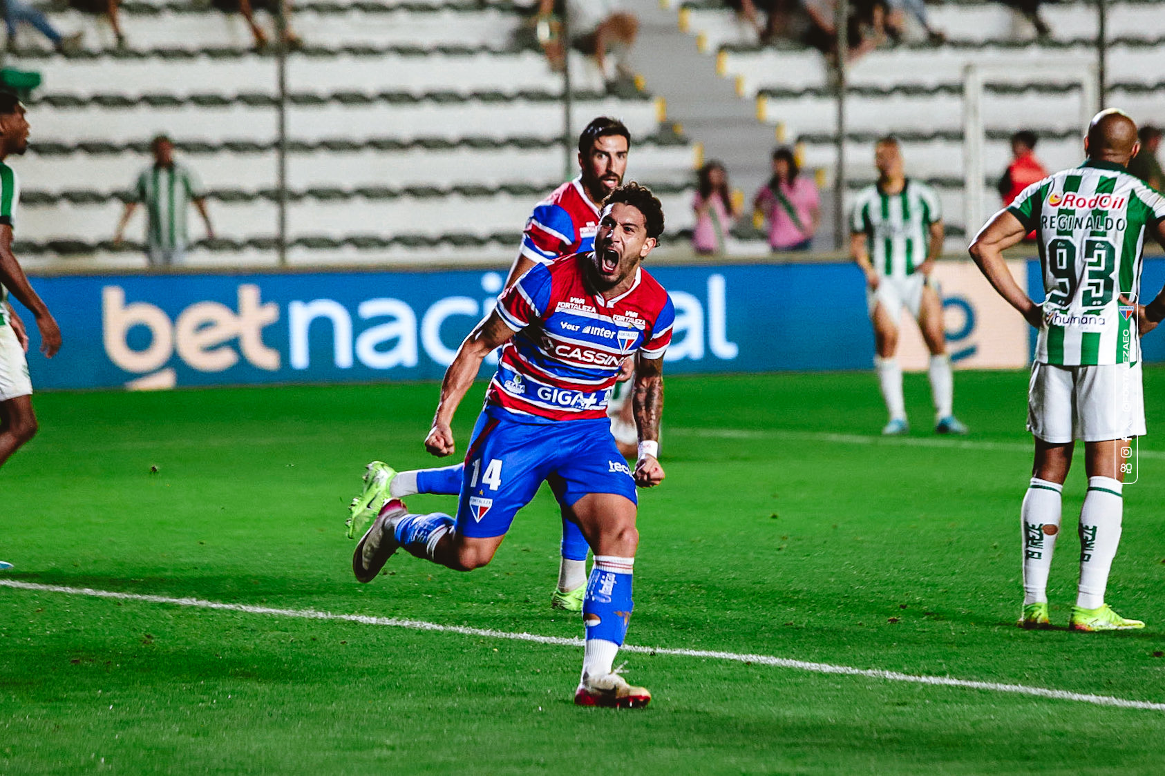 Fortaleza reage no Jaconi, vence Juventude e respira fora do Z-4