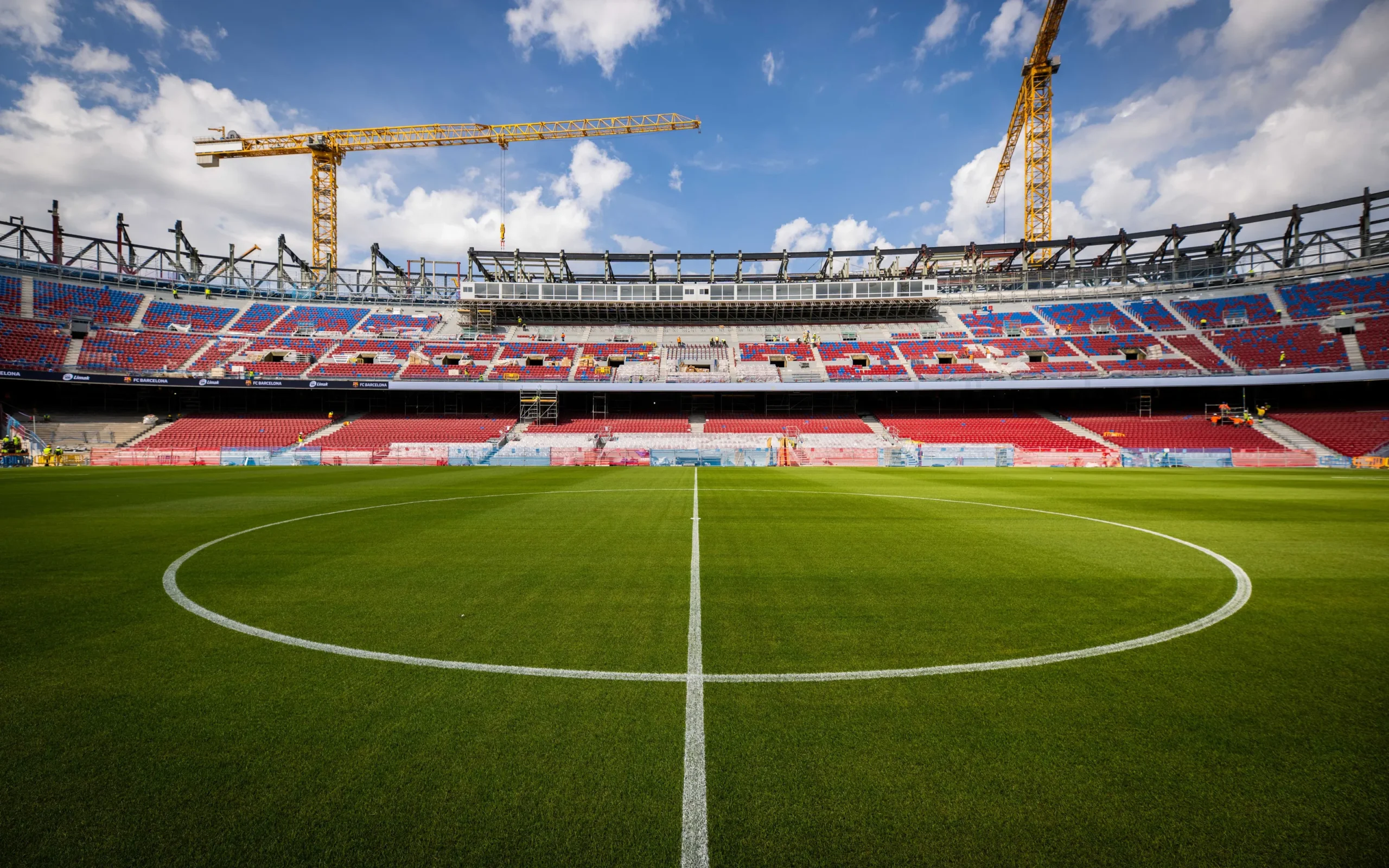 Barcelona anuncia recuperação financeira e projeta faturamento recorde de R$ 6,6 bilhões na temporada