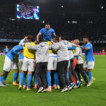 Napoli derrota a Inter e volta à liderança da Serie A