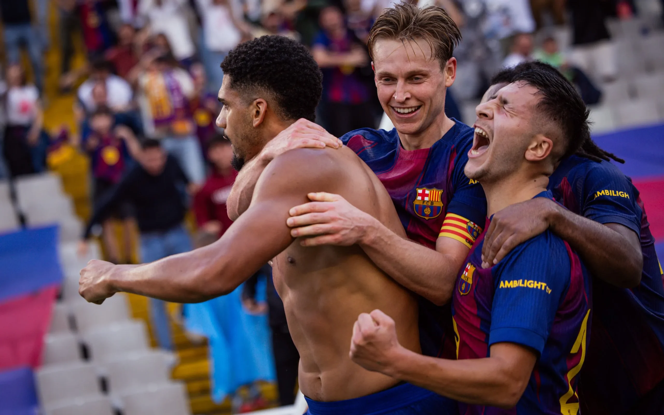 Araújo decide nos acréscimos e Barcelona vence Girona e assume a ponta de LaLiga