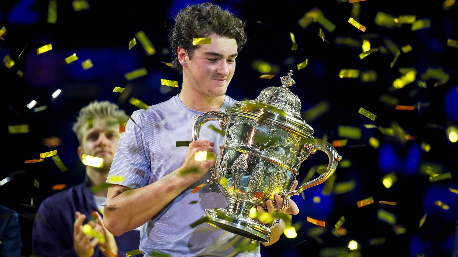 João Fonseca faz história e conquista o título do ATP 500 da Basileia