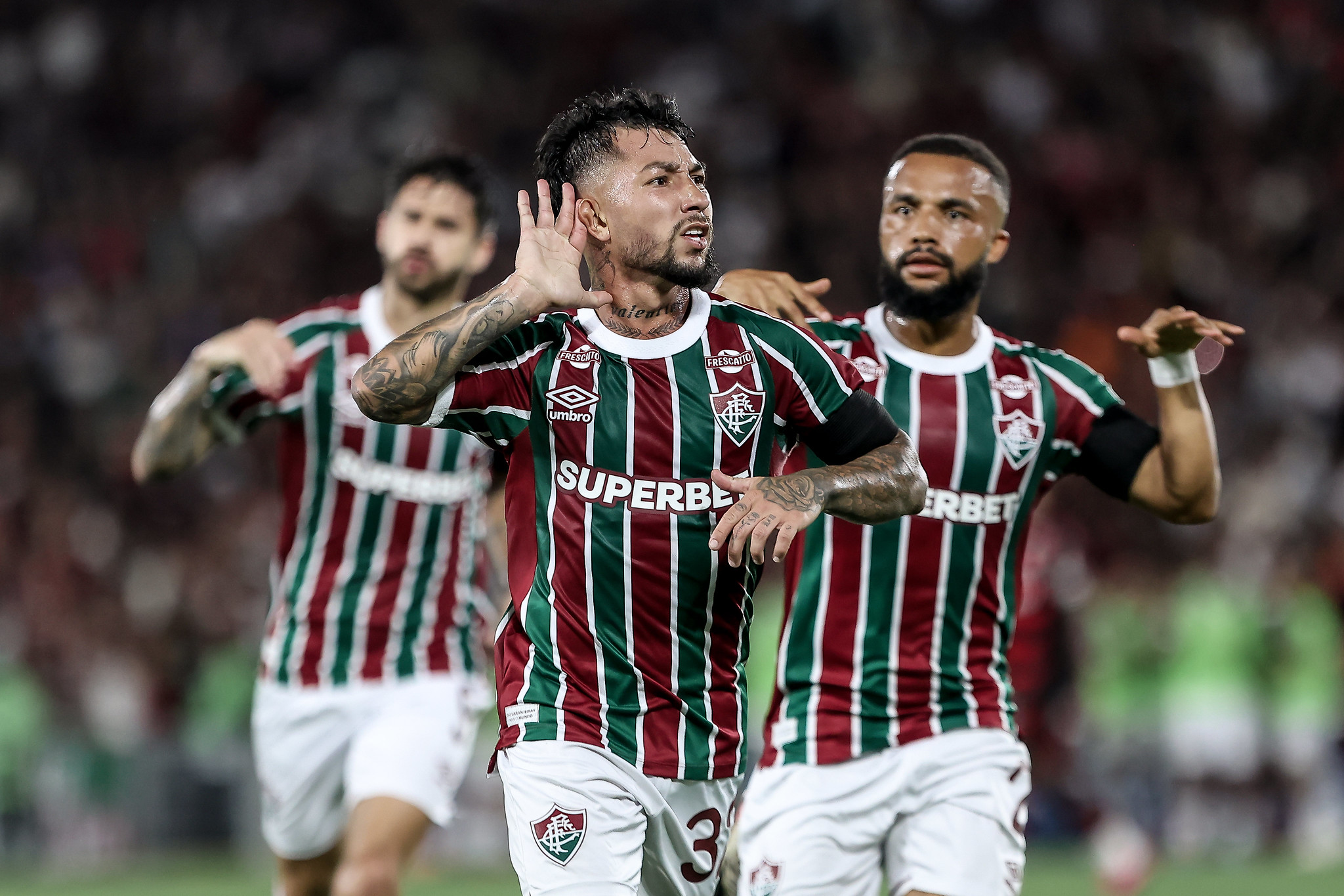 Fluminense é eficiente no clássico e conquista sua primeira vitória sobre o Flamengo em 2025