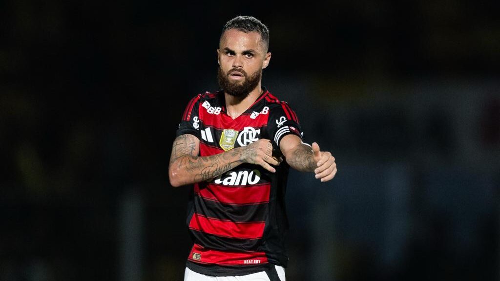Flamengo encerra segunda passagem de Michael após rescisão amigável
