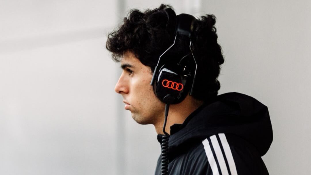 Gabriel Bortoleto acompanhando testes da Audi em Barcelona (Foto: Divulgação / Audi)