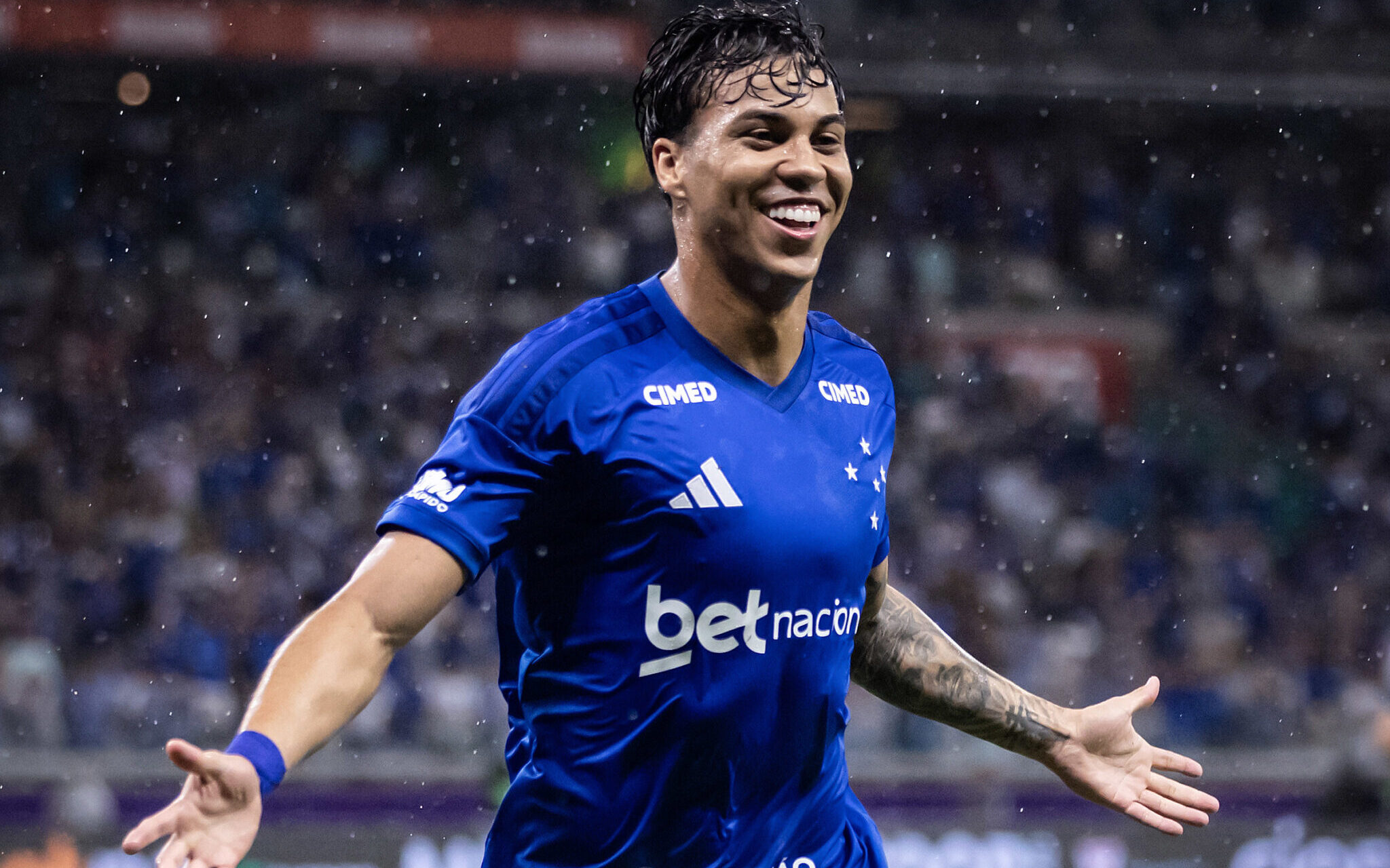 Cruzeiro vence América-MG, quebra jejum e assume melhor campanha do Mineiro