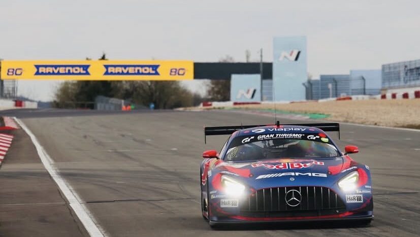 Max Verstappen vence etapa da NLS em Nürburgring mas é desclassificado