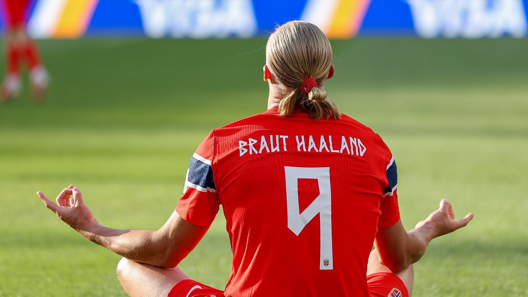 Erling Haaland, autor de dois gols da Noruega na vitória sobre o Iraque (Divulgação/Federação Norueguesa de Futebol)