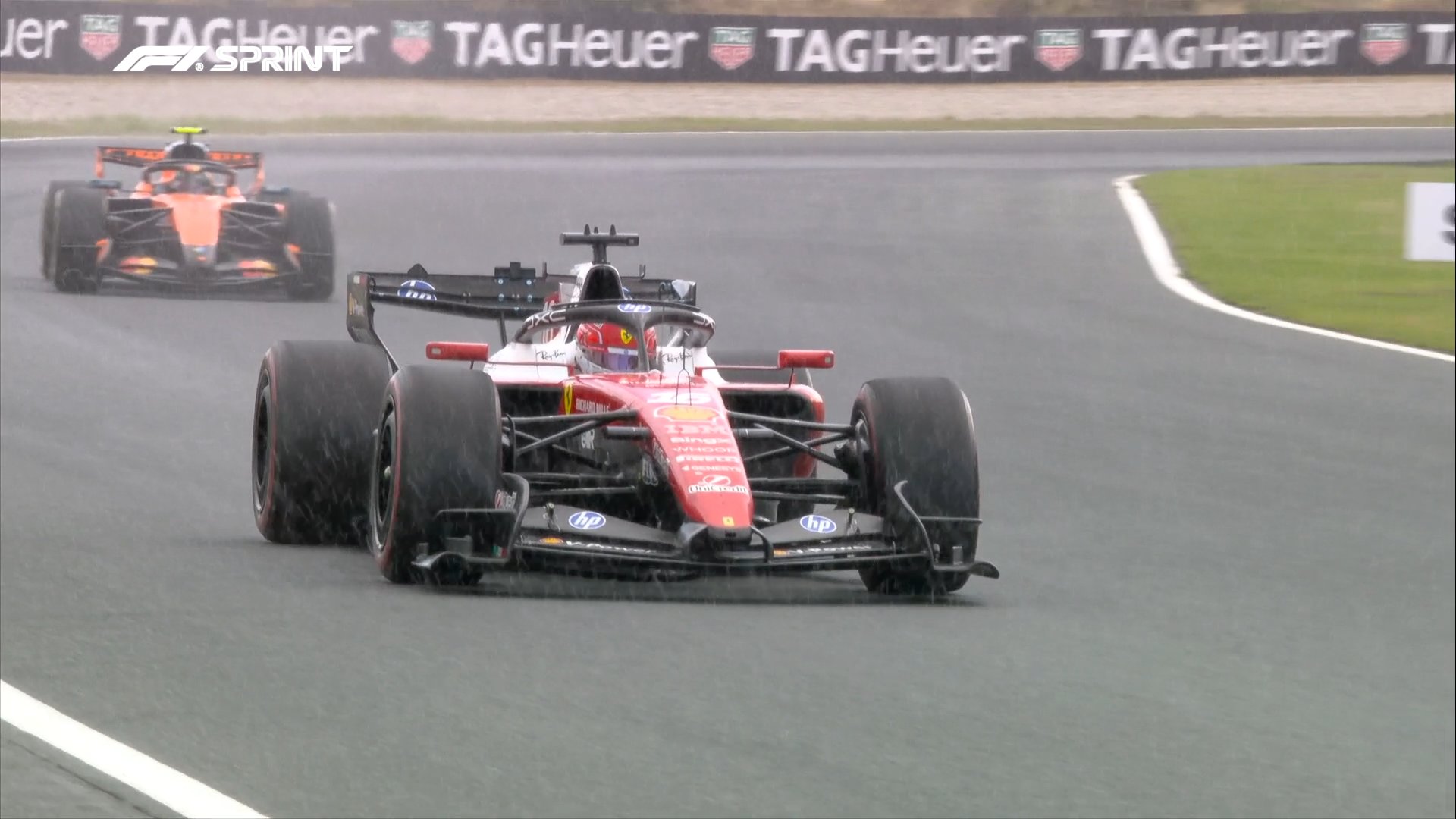 Charles Leclerc comemora resultado na sprint da GP da Holanda