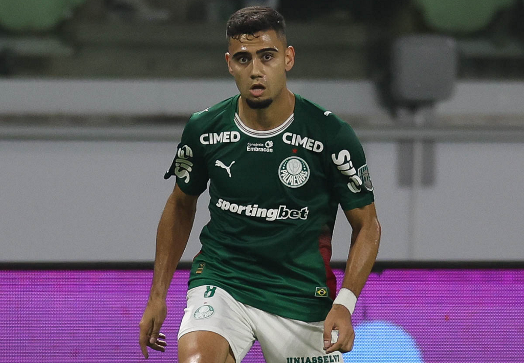 O jogador Andreas Pereira, da SE Palmeiras, em jogo contra a equipe do C Cerro Porteño, durante partida válida pelas oitavas de final, ida, da Conmebol Libertadores, na arena Nubank Parque. (Foto: Cesar Greco/Palmeiras/by Canon)
