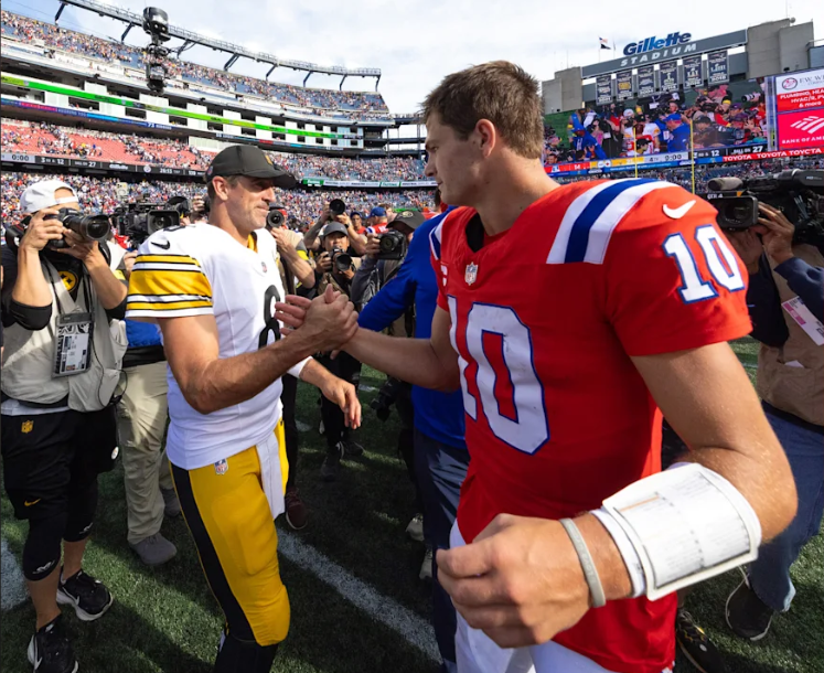 Aaron Rodgers e Drake Maye. Foto/New England Patriots