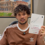 Gustavo Scarpa em seu canal no Youtube. Foto/Canal do Scarpinha