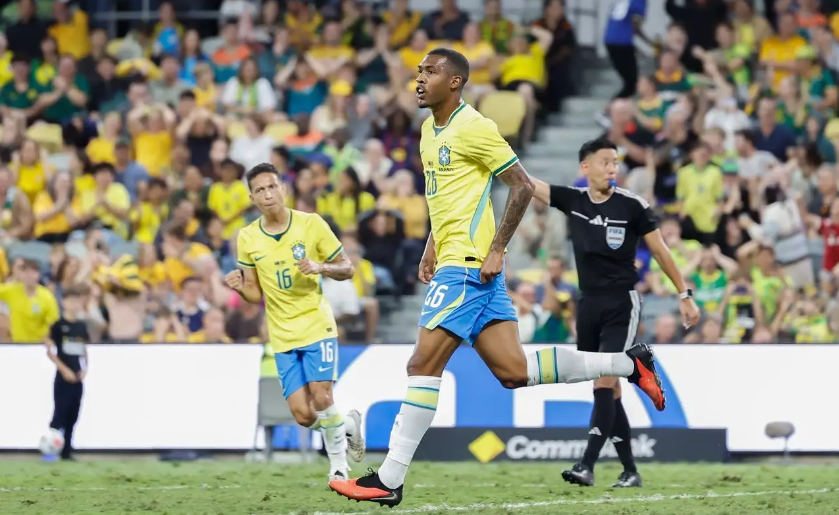 O atacante Rayan comemora o gol de empate do Brasil contra a Austrália. Foto/CBF